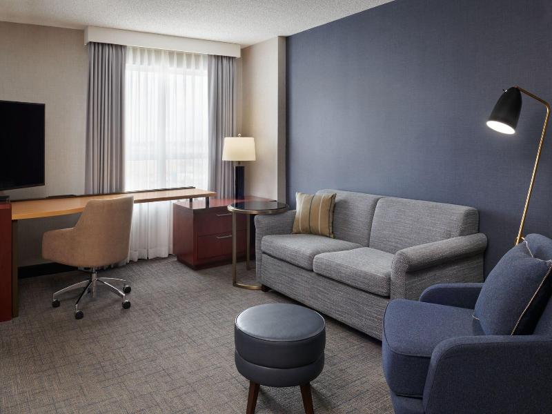 Residence Inn Calgary Airport image