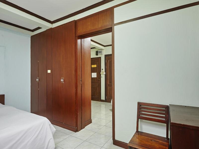 Amarin Inn image
