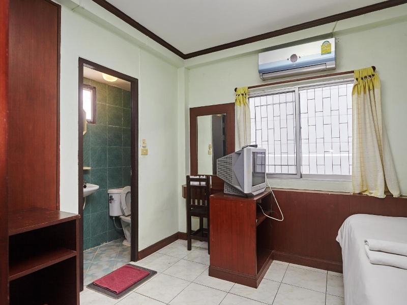 Amarin Inn image