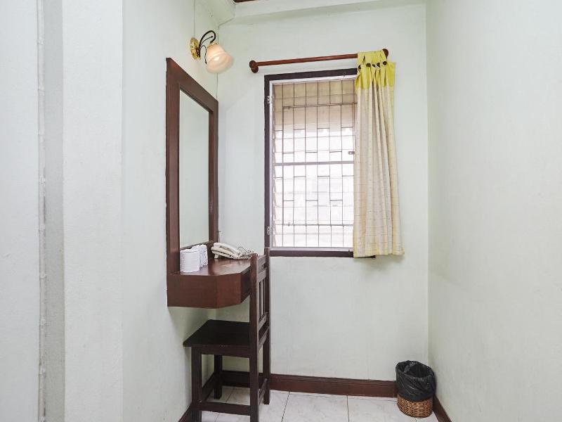 Amarin Inn image