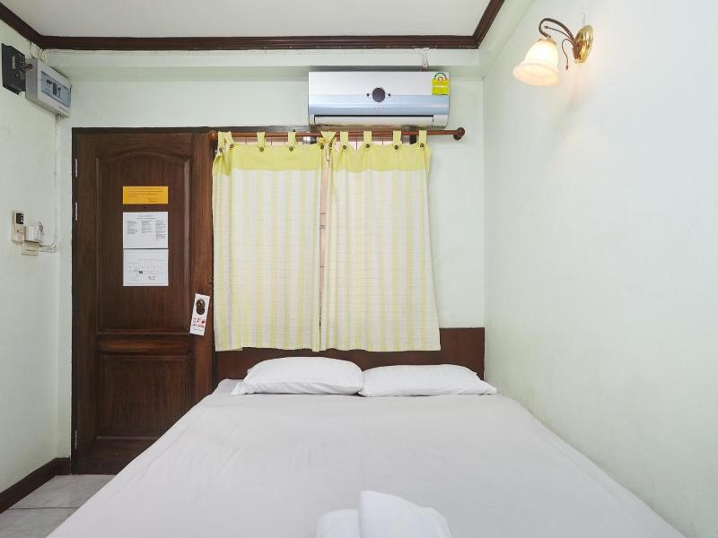 Amarin Inn image