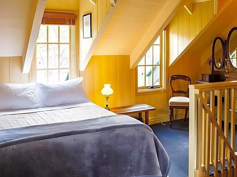 Como Cottages Bed & Breakfast image