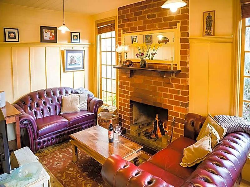 Como Cottages Bed & Breakfast image