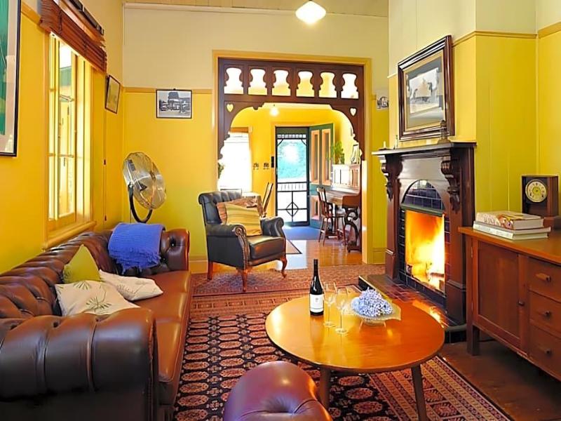 Como Cottages Bed & Breakfast image