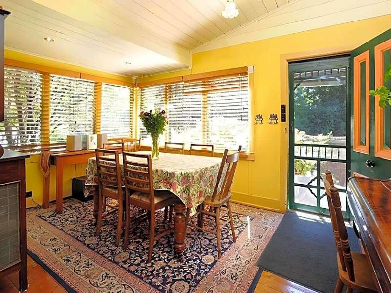 Como Cottages Bed & Breakfast image