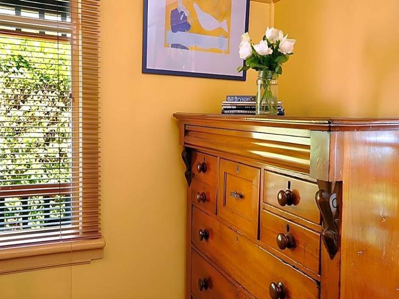 Como Cottages Bed & Breakfast image