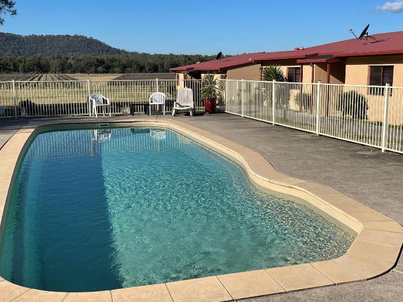 Nightingale Wines Luxury Villas image