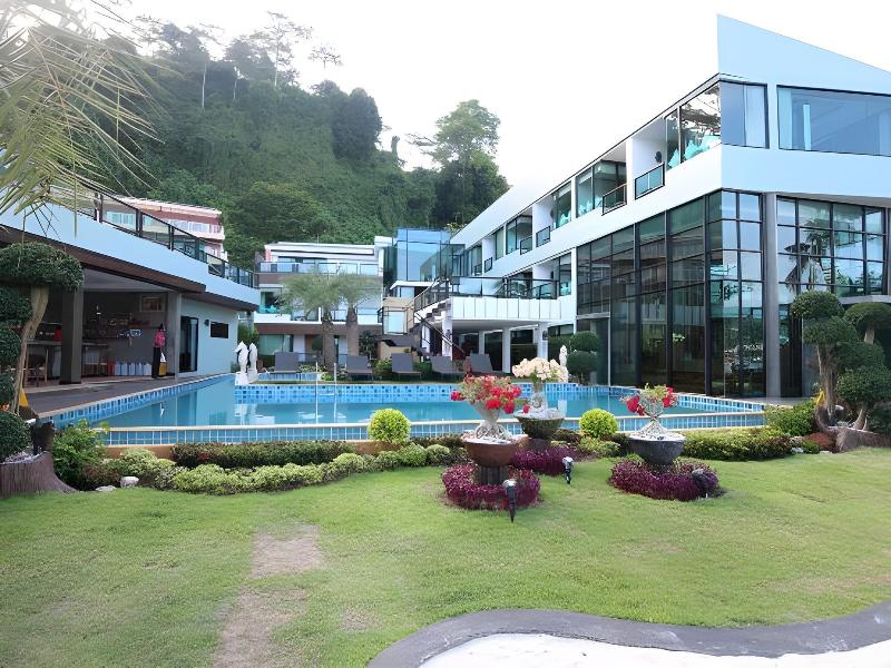 Pp Nice Beach Resort