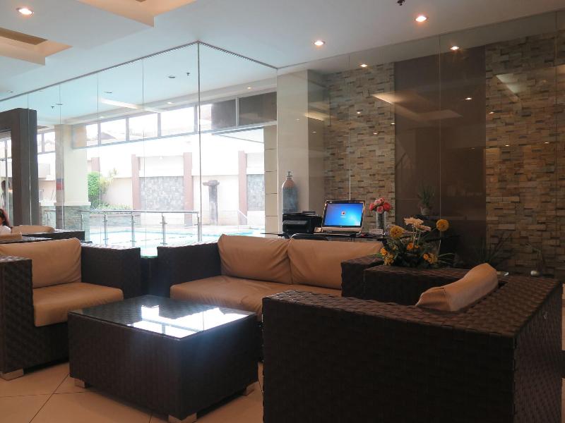 Circle Inn  Iloilo City Center image