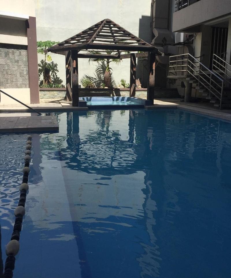 Circle Inn  Iloilo City Center image