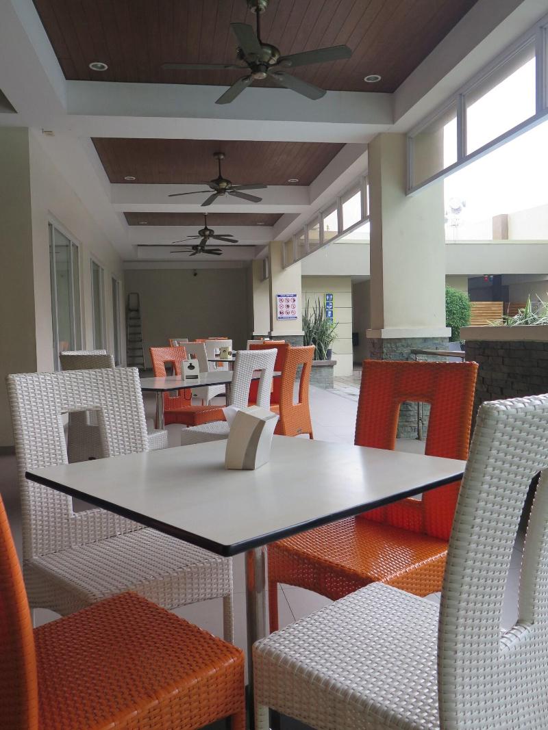 Circle Inn  Iloilo City Center image