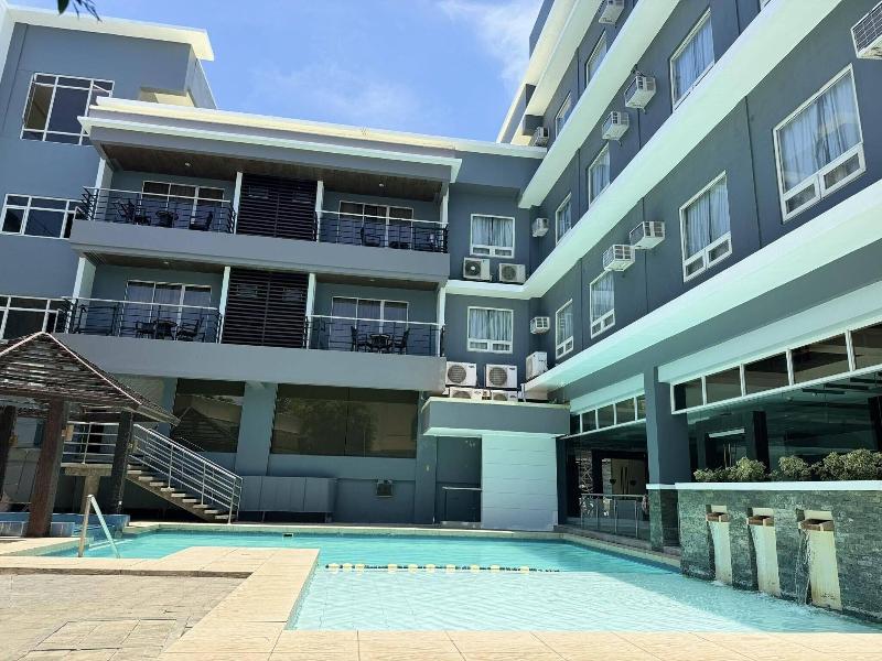 Circle Inn  Iloilo City Center image