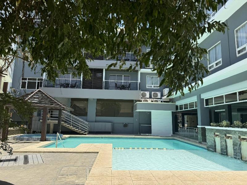Circle Inn  Iloilo City Center image
