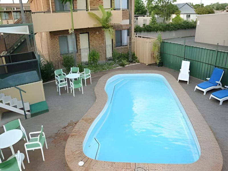 Spa Village Travel Inn image