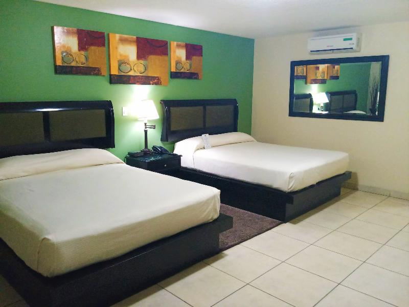 Hotel en promoción Baja Inn Hoteles Ensenad