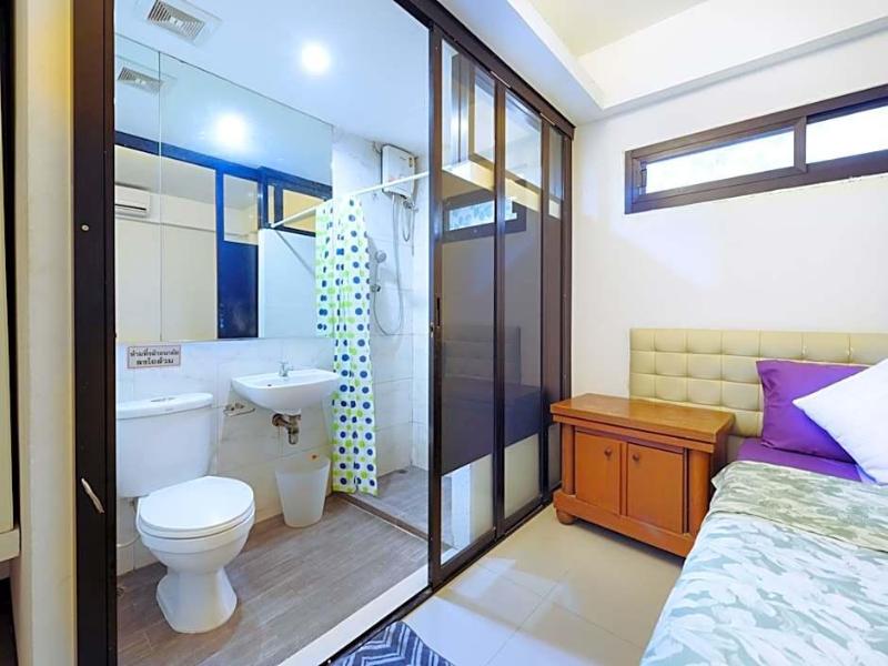 Nine Place Sukhumvit 40 (Nine Place 40) image