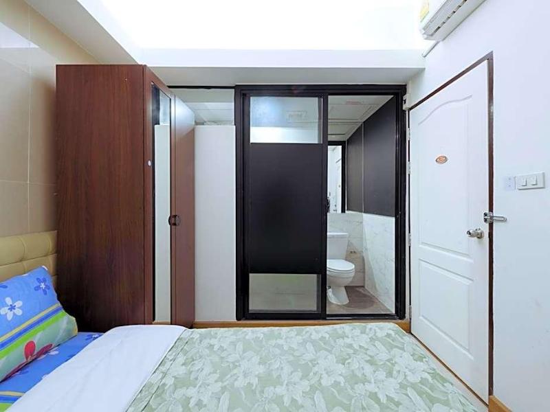 Nine Place Sukhumvit 40 (Nine Place 40) image