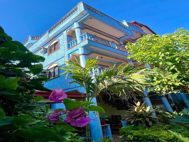 Ocean Breeze Inn Boracay image