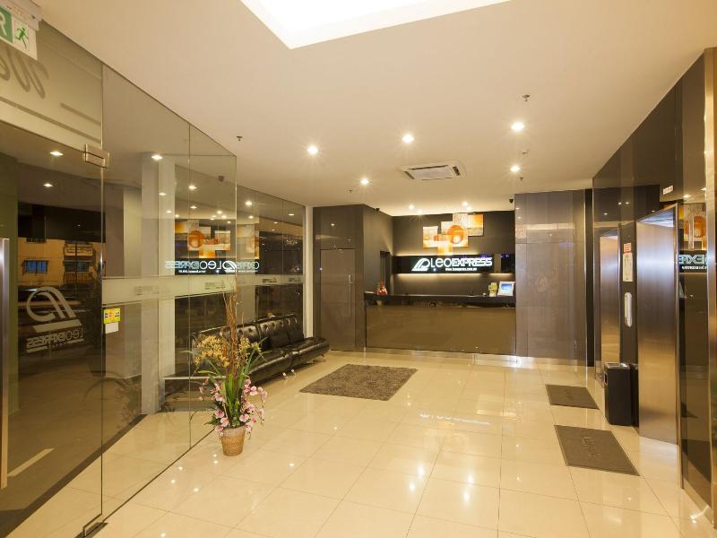 Leo Express Hotel image