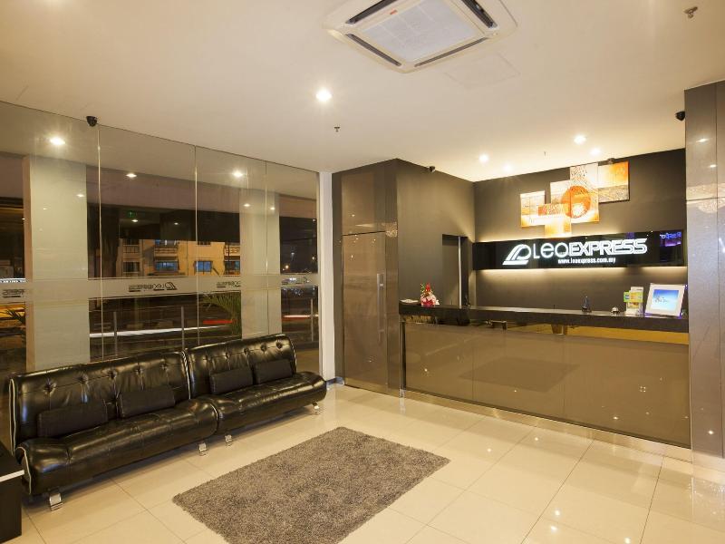 Leo Express Hotel image