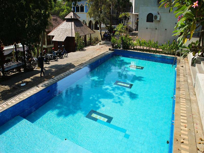 Padi City Resort image