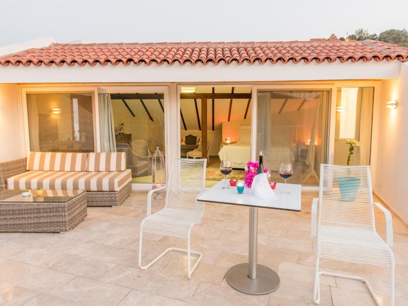 Yalicapkini Boutique Hotel image