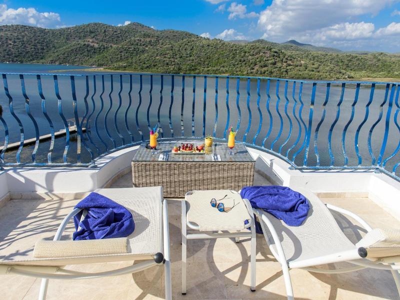 Yalicapkini Boutique Hotel image