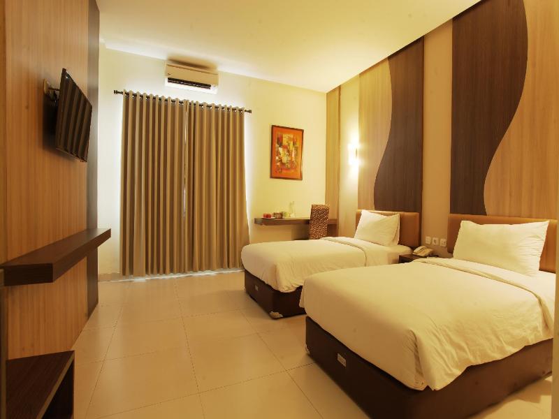 Lynt Hotel Jakarta image