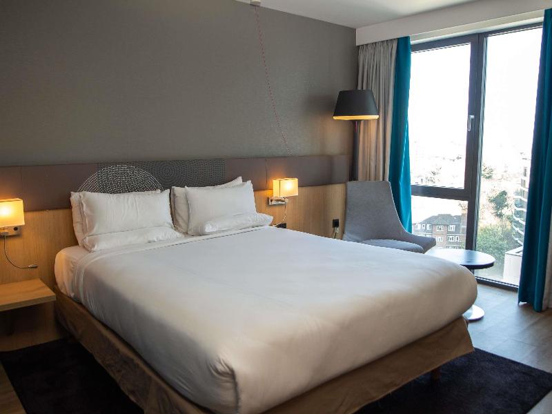 Novotel London Wembley image