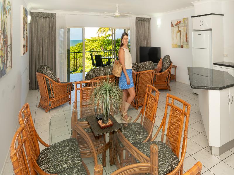 Beachfront On Trinity Apartments image