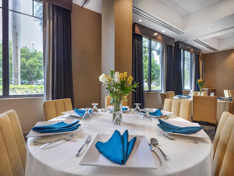 Bw Plus Miami Executive Airport Hotel & Suites image