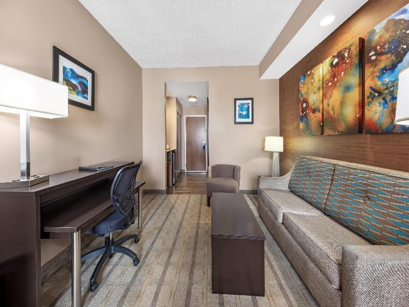 Bw Plus Miami Executive Airport Hotel & Suites image
