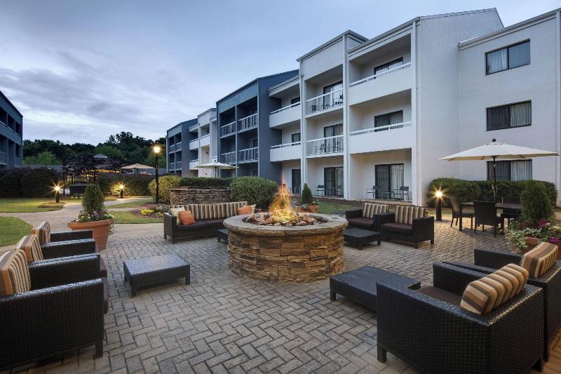 Courtyard Atlanta Marietta/I-75 North image