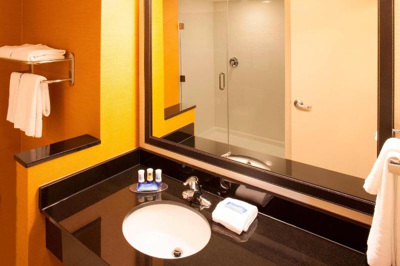 Fairfield Inn & Suites Atlanta Gwinnett Place image