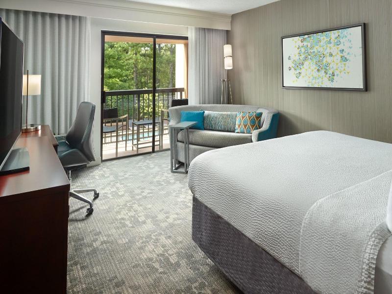 Courtyard Atlanta Alpharetta image