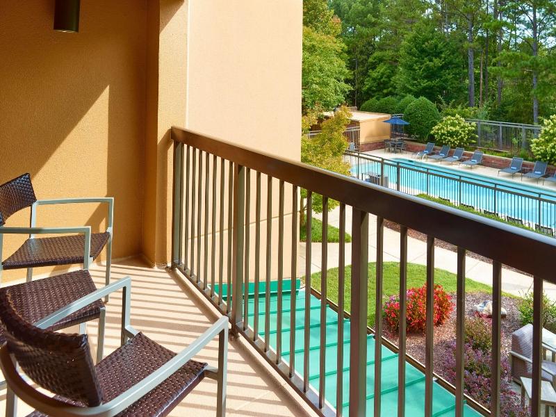 Courtyard Atlanta Alpharetta image
