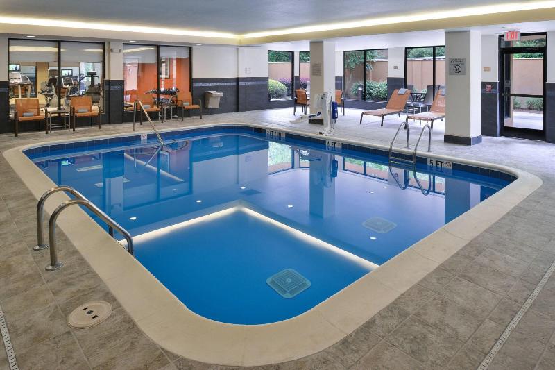 Courtyard Atlanta Suwanee image