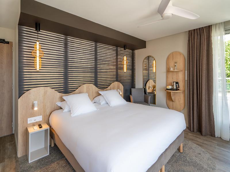 Best Western Hotel Le Crystal Dinard image