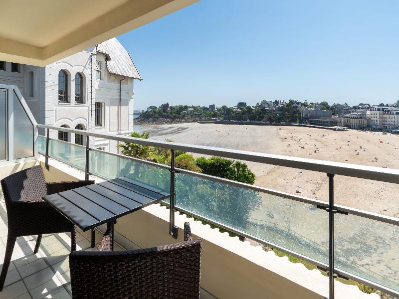 Best Western Hotel Le Crystal Dinard image
