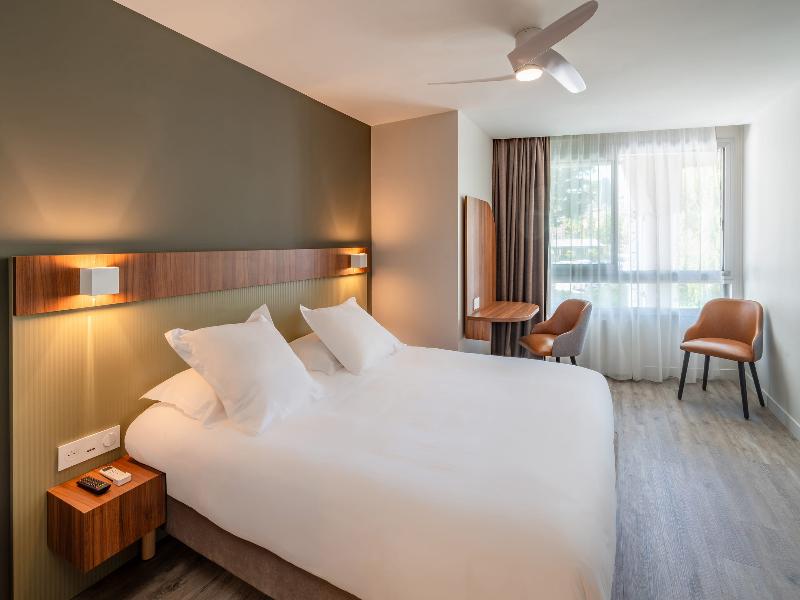 Best Western Hotel Le Crystal Dinard image