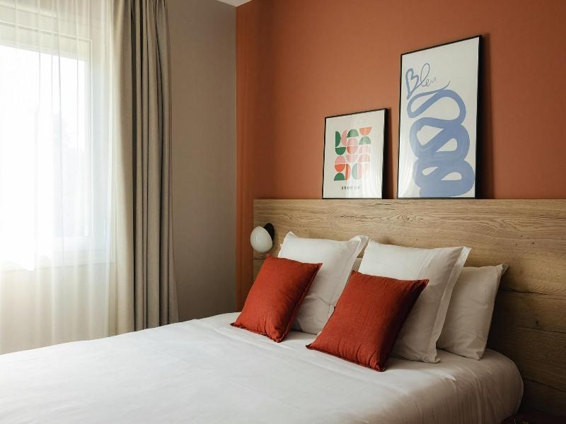 Sure Hotel by Best Western Tours Sud image