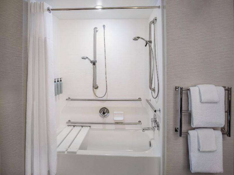 Courtyard by Marriott Boston Billerica/Bedford image
