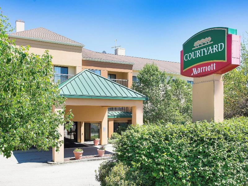 Courtyard Boston Westborough image