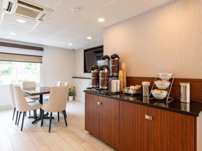 Fairfield Inn Boston Dedham image