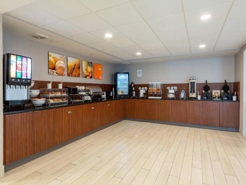 Fairfield Inn Boston Dedham image