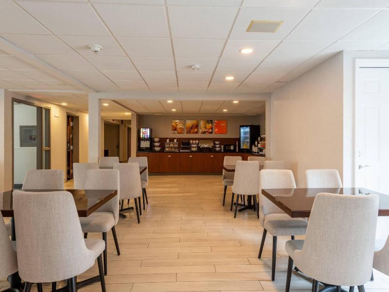 Fairfield Inn Boston Dedham image