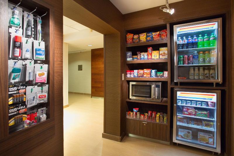 Fairfield Inn & Suites By Marriott Boston Milford image