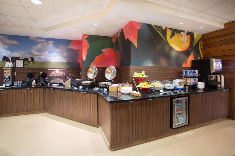 Fairfield Inn & Suites By Marriott Boston Milford image