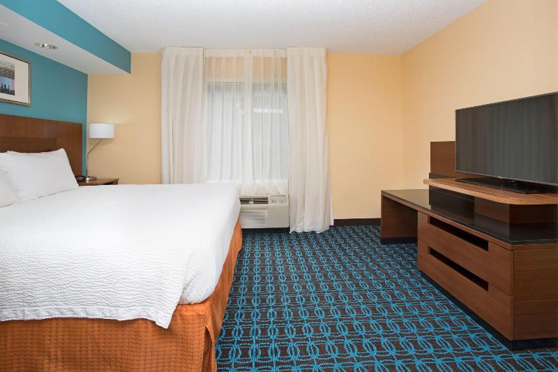 Fairfield Inn & Suites By Marriott Boston Milford image