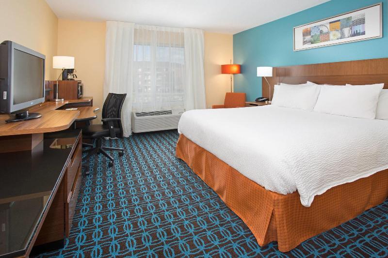 Fairfield Inn & Suites By Marriott Boston Milford image